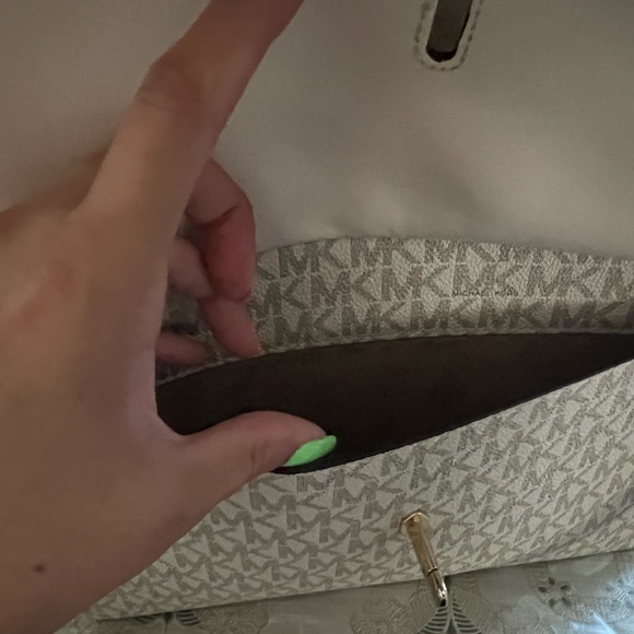 Michael Kor's purse. Gently used. - Picture 6 of 6